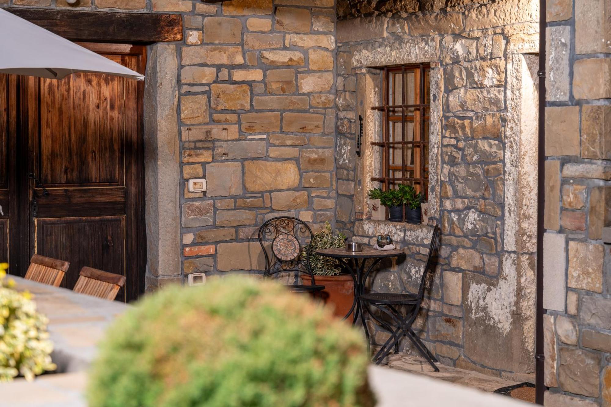 Affittacamere Wine House Rakar Gračišče Esterno foto